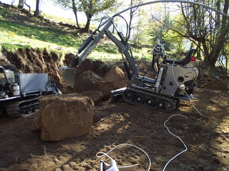 electric-earth-moving-featured